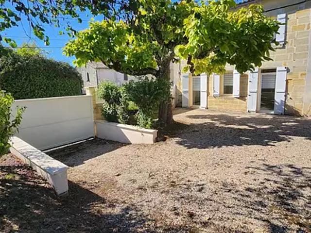 Maison location à Saint-Genès-de-Castillon, Gironde