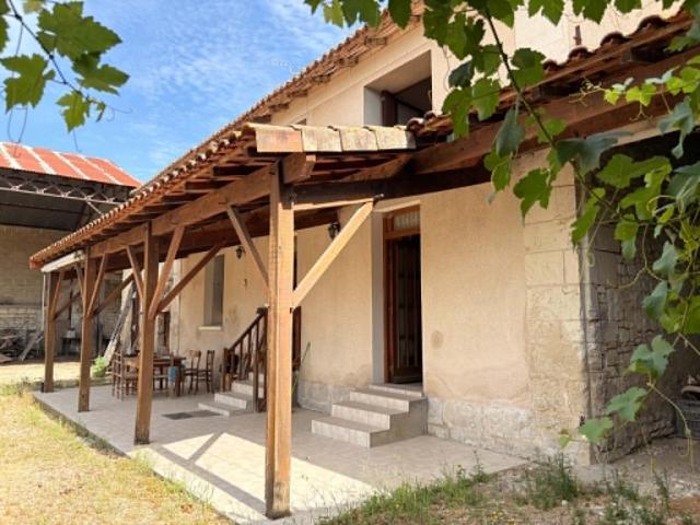 Maison vente à Châtellerault, Saint-genest-d'ambière