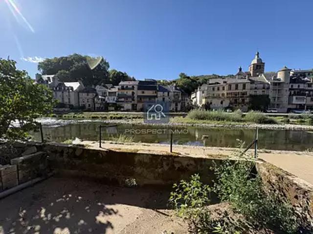 Maison vente à Aurelle-Verlac, Saint-Geniez d'Olt et d'Aubrac