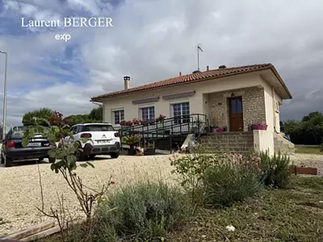 Maison vente à Le Bourg, Saint-Genis-de-Saintonge