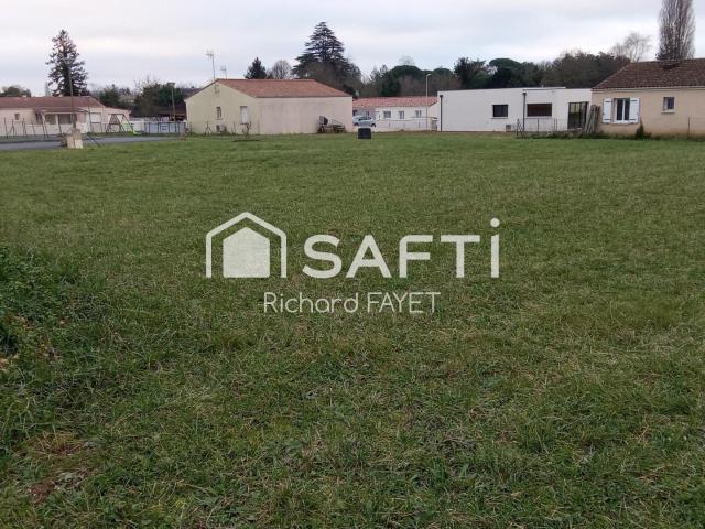 Terrain vente à France métropolitaine, Saint-genis-de-saintonge