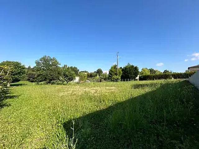 Terrain vente à Bourg-en-Bresse, Saint-genis-sur-menthon