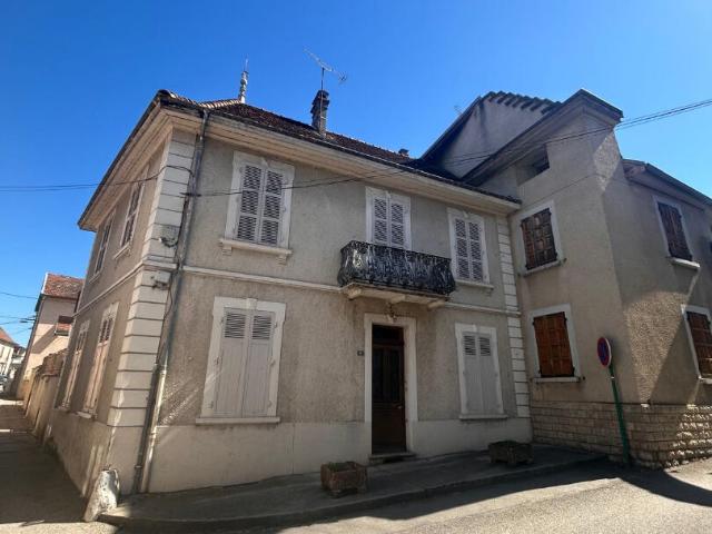 Maison vente à Chambéry, Saint-genix-sur-guiers