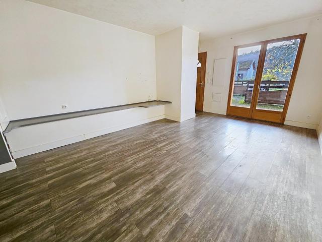 Appartement vente à Saint-Geoire-en-Valdaine, Isère