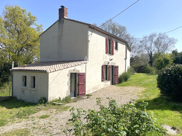 Maison vente à Saint-georges-de-pointindoux