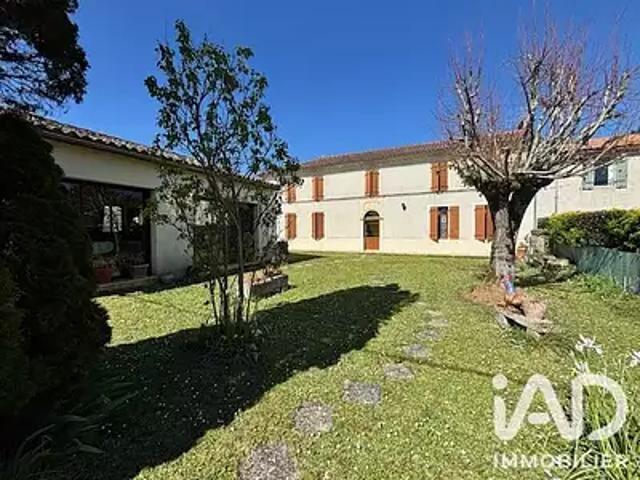 Maison vente à Les Petits Terrages, Saint-Georges-des-Agoûts
