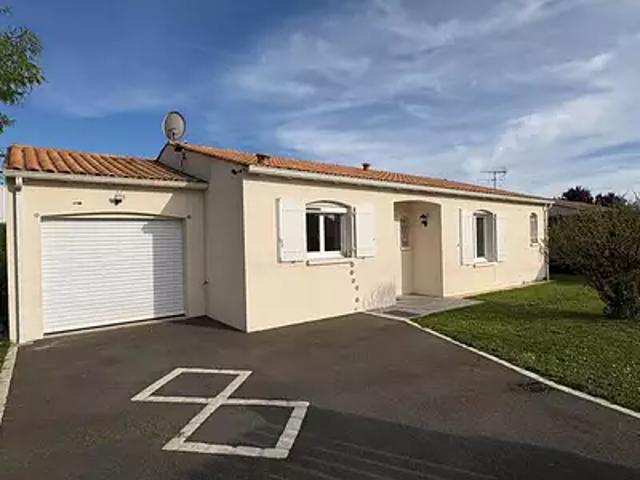 Maison vente à Saintes, Saint-georges-des-coteaux