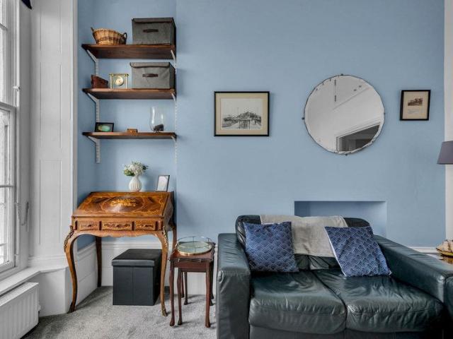 Apartment for rent in Oxenden, The Bridge
