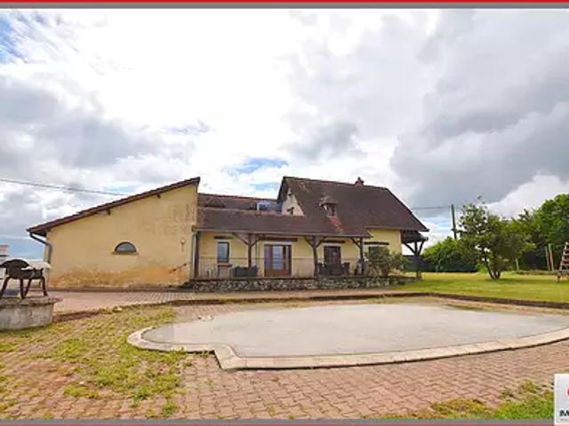 Maison vente à Les Guichards, Saint-Gérand-de-Vaux