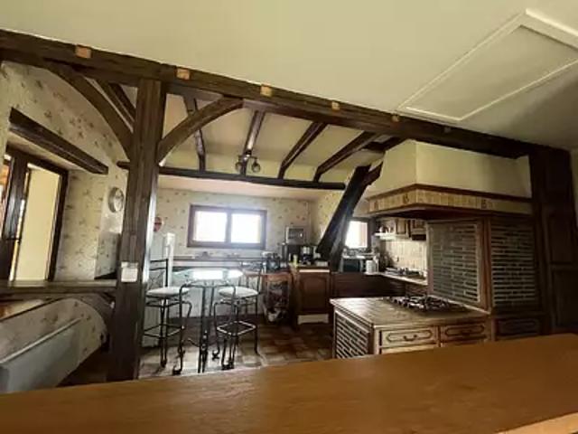 Maison vente à Saint-Amand-Montrond, Saint-germain-des-bois