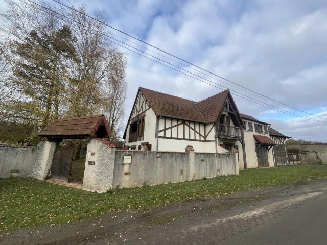 Maison vente à Saint-Amand-Montrond, Saint-germain-des-bois