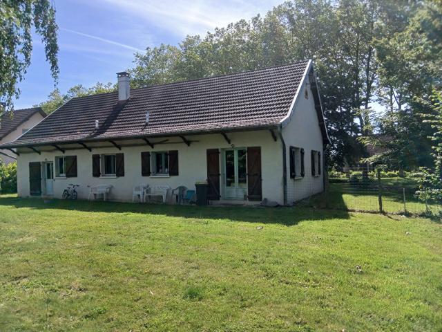 Maison vente à Louhans-Châteaurenaud, Saint-germain-du-bois