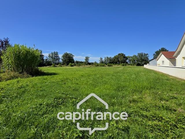 Terrain vente à Louhans-Châteaurenaud, Saint-germain-du-bois