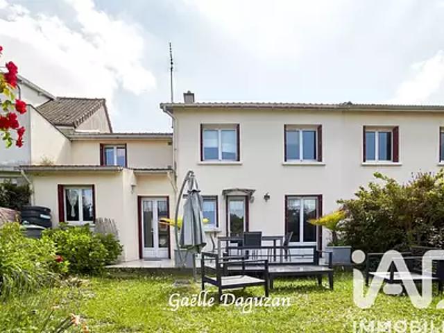Maison vente à Saint-Germain-en-Laye, Saint-germain-en-laye