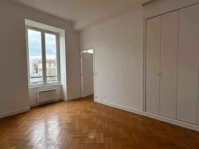 Appartement location à Saint-Germain-en-Laye, Saint-germain-en-laye