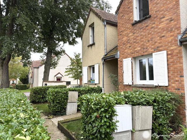 Maison vente à Saint-Germain-en-Laye, Saint-germain-en-laye
