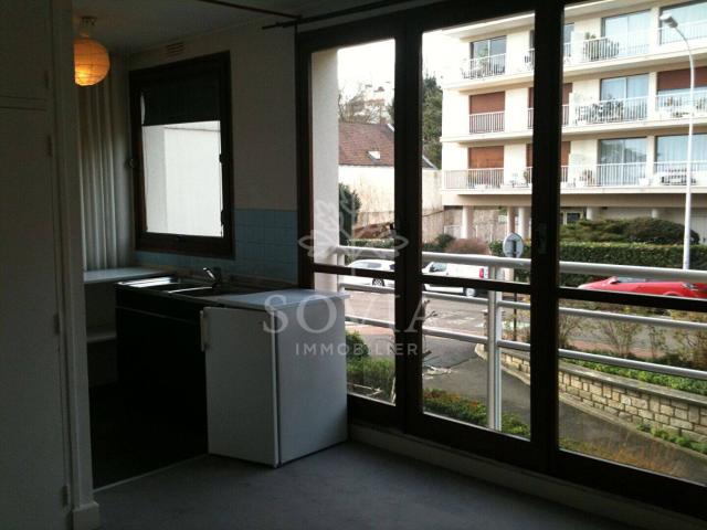 Studio location à Saint-Germain-en-Laye