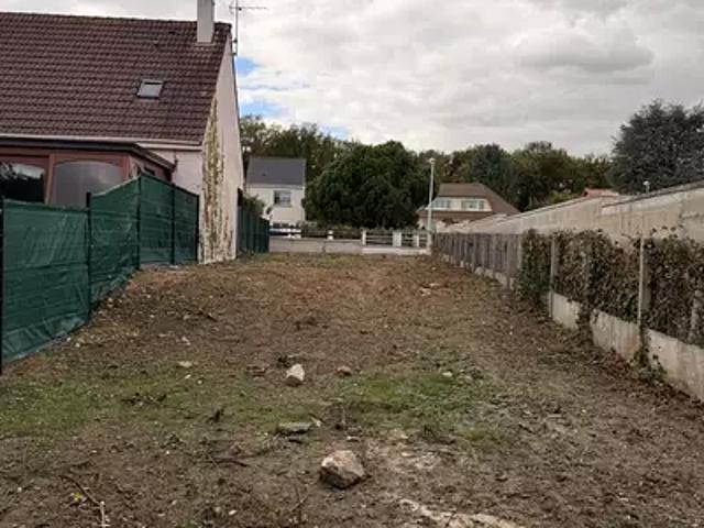Terrain vente à Résidence Louis Babin, Saint-Germain-lès-Arpajon