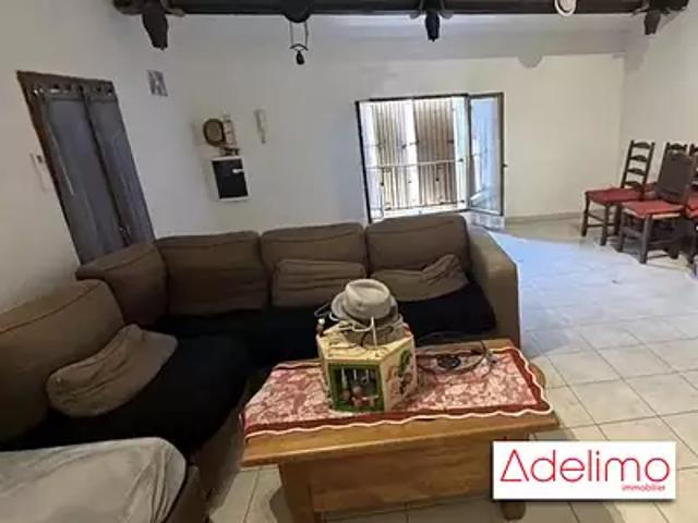 Appartement location à Saint-Gilles, Gard