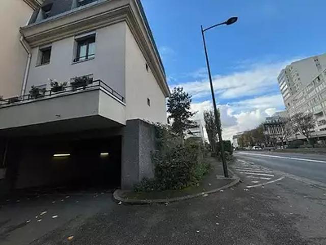 Garage vente à Sarcelles, Saint-gratien