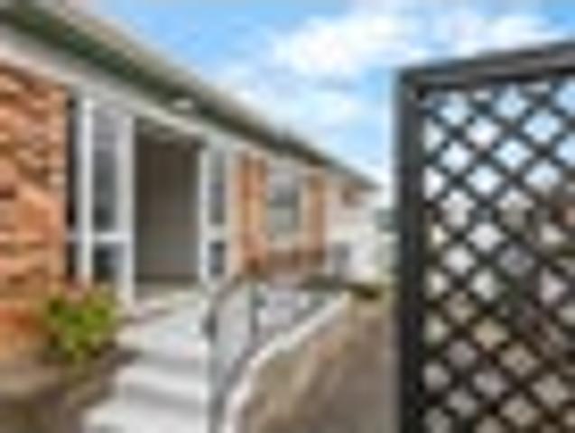 Apartment for rent in Saint Heliers, Ōrākei