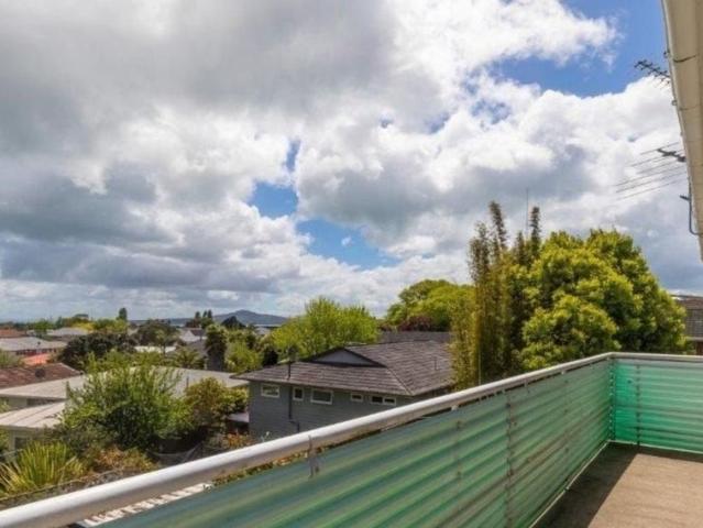 Apartment for rent in Saint Johns, Ōrākei