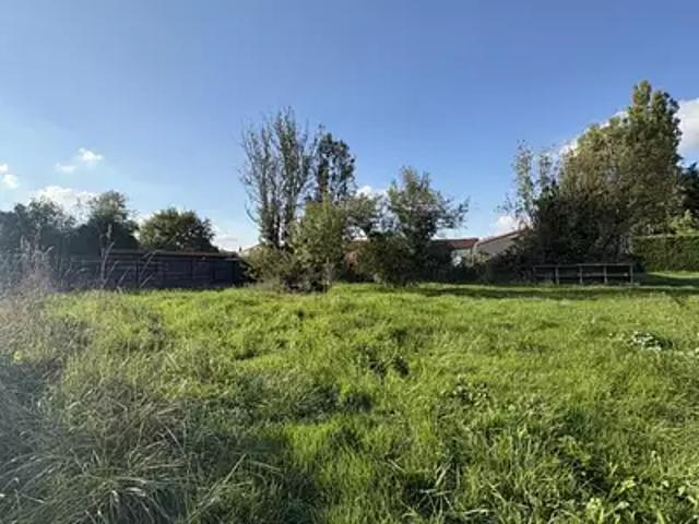 Terrain vente à Saint-Nazaire, Saint-hilaire-de-chaléons