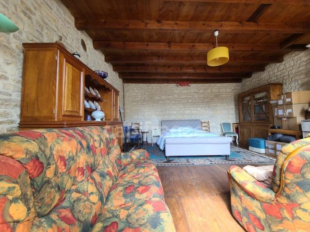 Maison vente à Saint-Jean-d'Angély, Nouvelle-Aquitaine