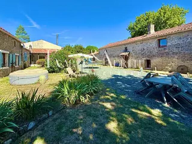 Maison vente à Fontenay-le-Comte, Saint-hilaire-des-loges