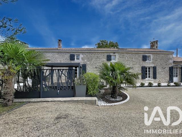 Maison vente à Saint-Hilaire-des-Loges, Vendée