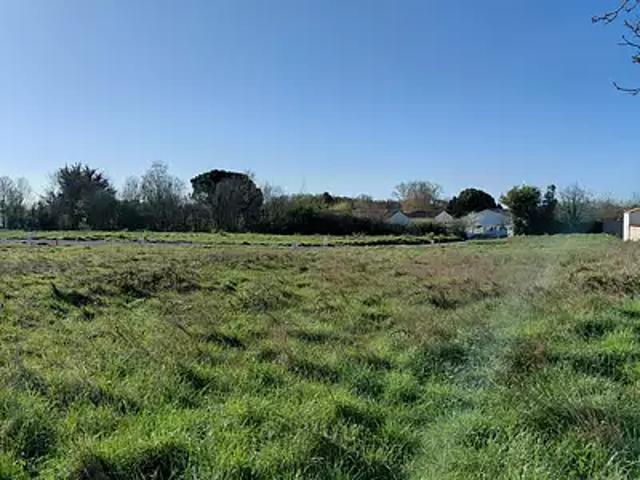 Terrain vente à Les Sables-d'Olonne, Saint-hilaire-la-forêt