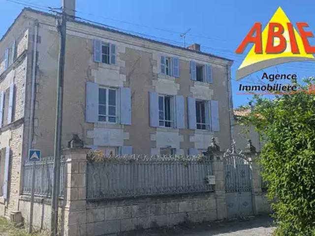 Maison vente à Le Pairé, Saint-Hilaire-la-Palud