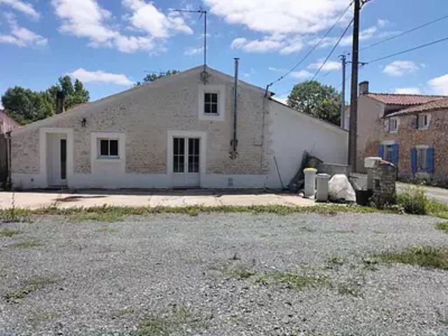 Maison vente à Saint-hippolyte, Le Chevallerat