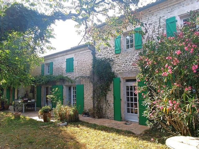 Maison vente à Saint-hippolyte
