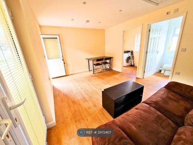 Studio for rent in St. Ives, Huntingdon