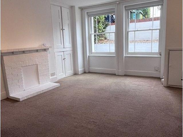 Apartment for rent in St James, Sandown Park