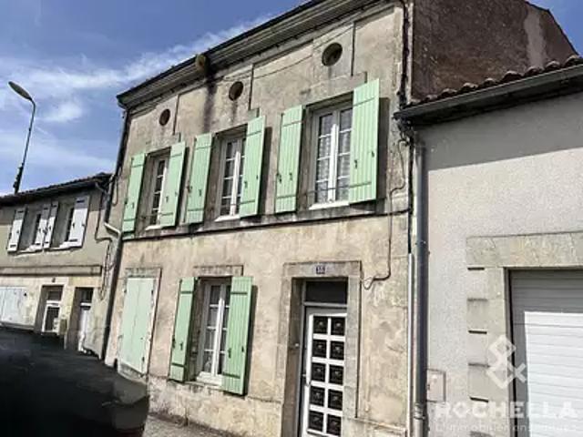 Maison vente à Saint-Jean-d'Angély, Saint-jean-d'angély