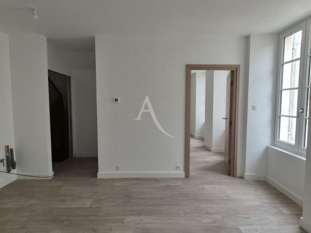 Appartement location à Saint-Jean-d'Angély, Saint-jean-d'angély