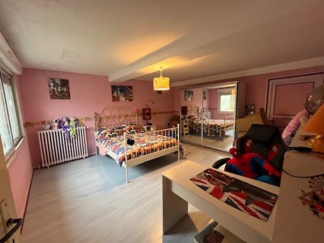 Maison vente à Saint-Jean-d'Angély, Saint-jean-d'angély