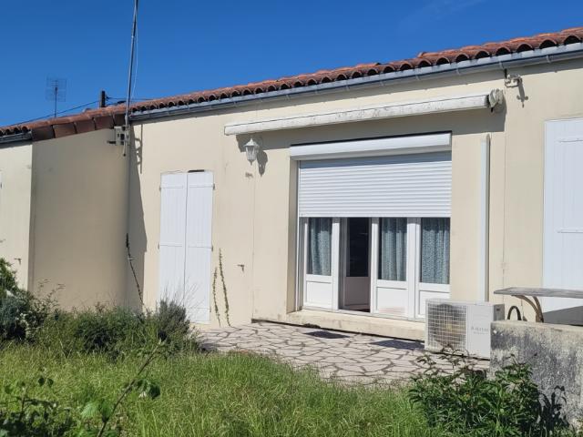 Maison vente à Saint-Jean-d'Angély, Charente-Maritime