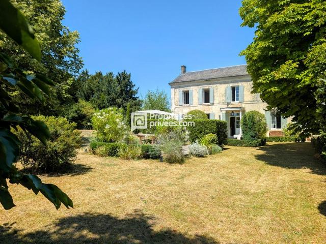 Château vente à Saint-jean-d'angély