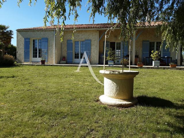 Maison vente à Saint-jean-d'angle