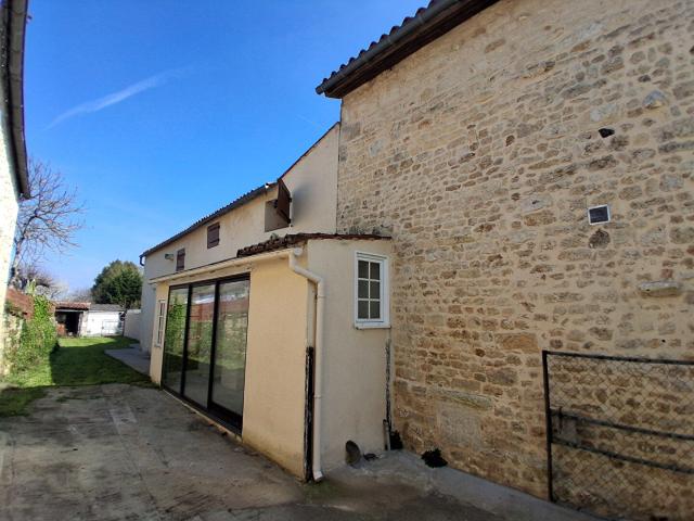 Maison vente à Rochefort, Saint-jean-d'angle