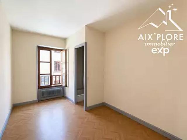 Appartement vente à Saint-Pierre, Saint-Jean-de-Maurienne
