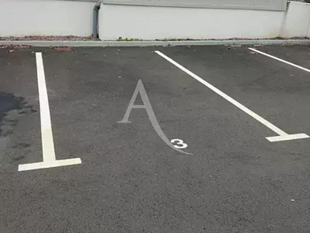 Garage vente à Les Sables-d'Olonne, Saint-jean-de-monts