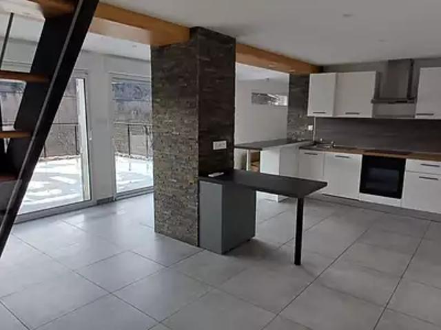 Maison location à Margiriat, Saint-Jean-de-Muzols