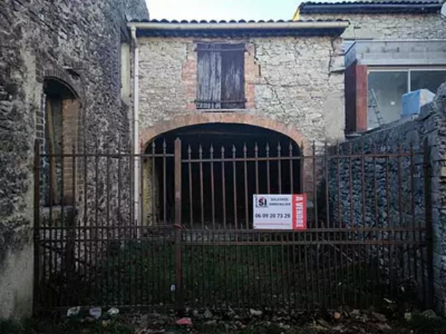 Maison vente à Alès, Saint-jean-de-serres