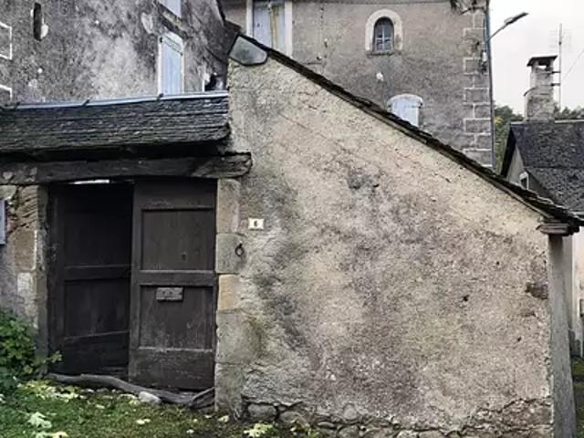 Maison vente à Millau, Saint-jean-du-bruel