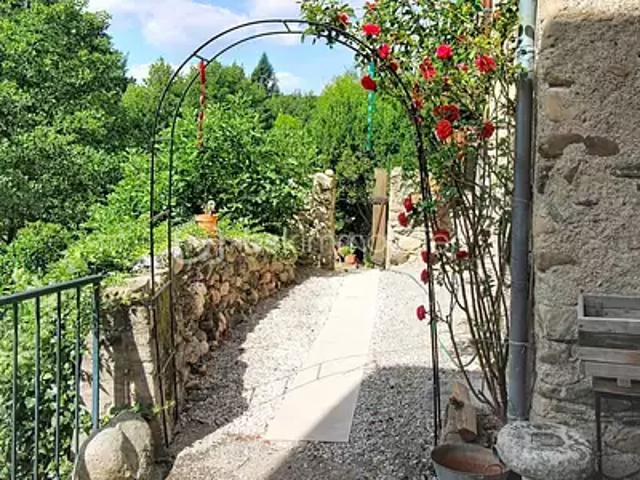 Maison vente à Millau, Saint-jean-du-bruel