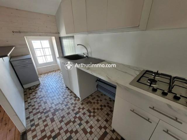 Appartement location à Saint-Jean-d'Angély, Saint-jean-d'angély